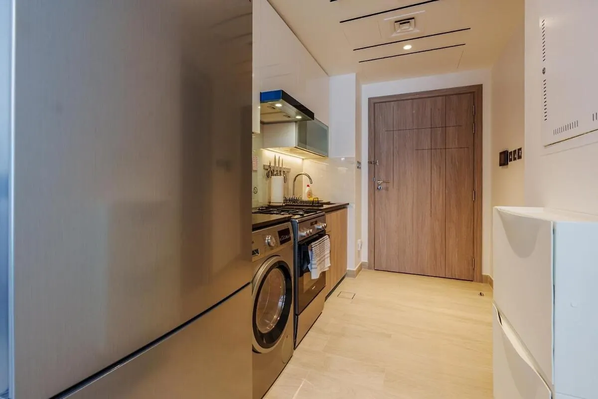 Fantastic Studio Apartment In Me Do Re Jlt Dubai